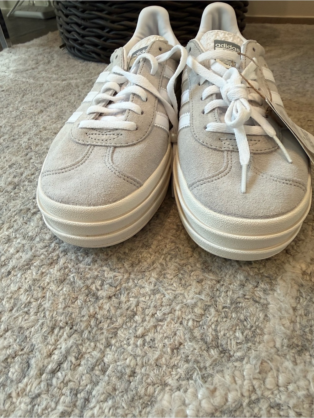 adidas | Gazelle Bold sz 8.5 - Picture 4 of 6